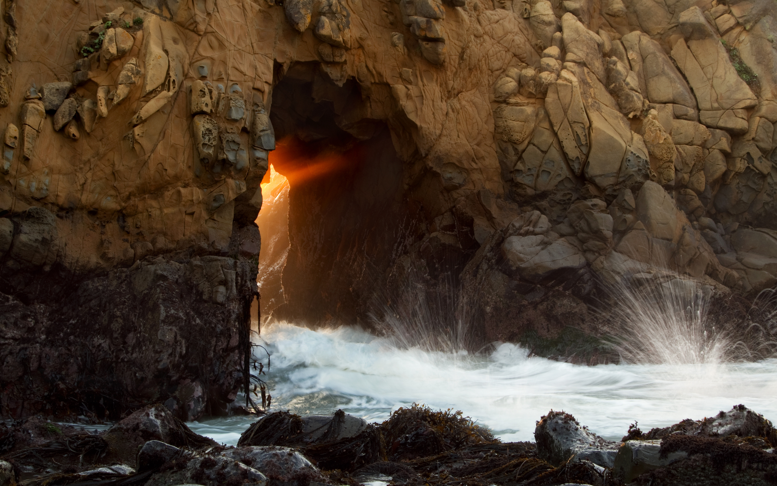 2026 欧冠决赛技战术前瞻:传控足球与防守反击的碰撞,欧冠决赛预测首发